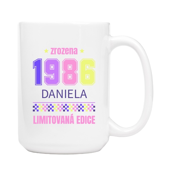Hrnek velký s potiskem Zrozena 1986 limitovaná edice se jménem pastelové barvy